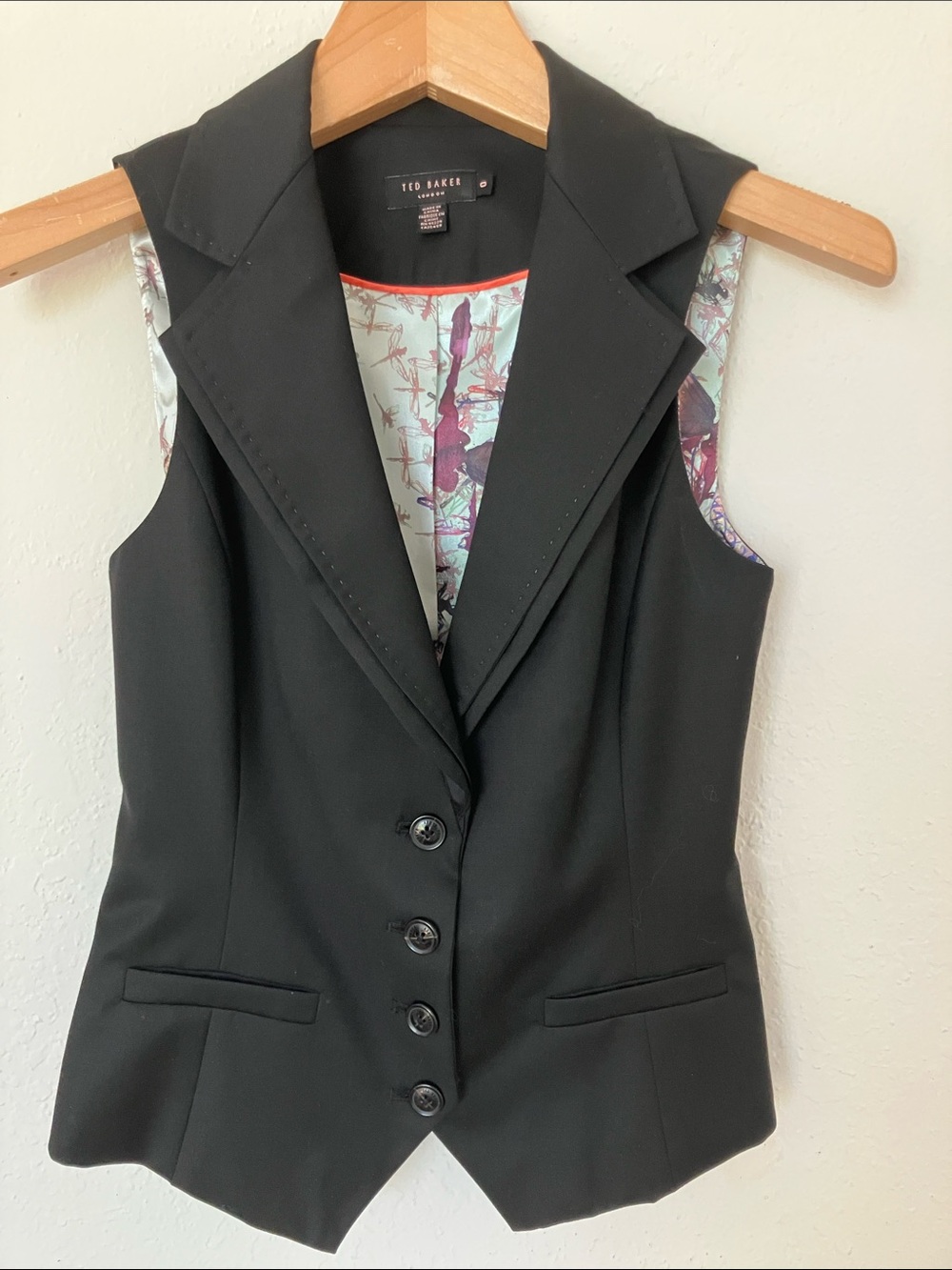 Ted Baker Black Tailored Sleeveless Blazer Vest. Sz 0